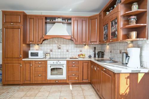 Lapalice Holiday Home