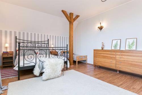 Lapalice Holiday Home