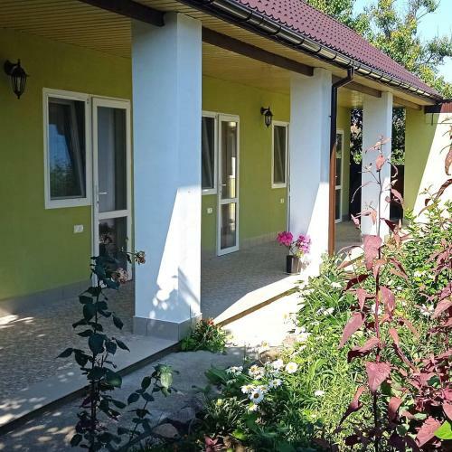 Hostal Oduvanchik