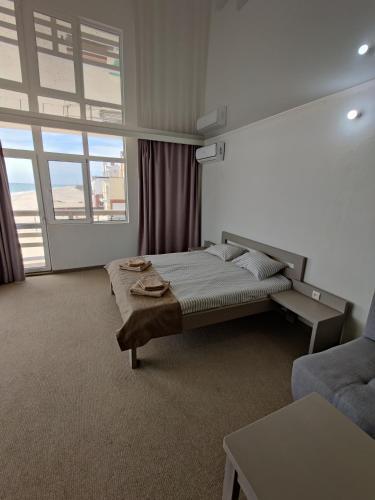 Hotel ????????????
