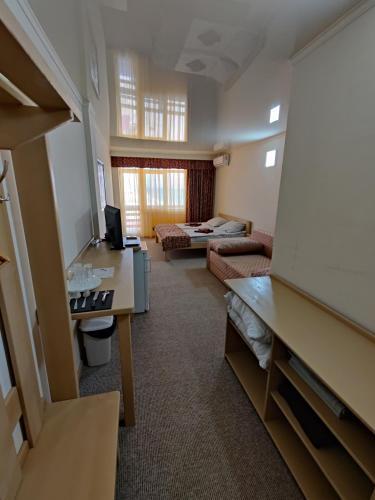 Hotel ????????????