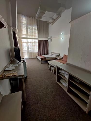 Hotel ????????????