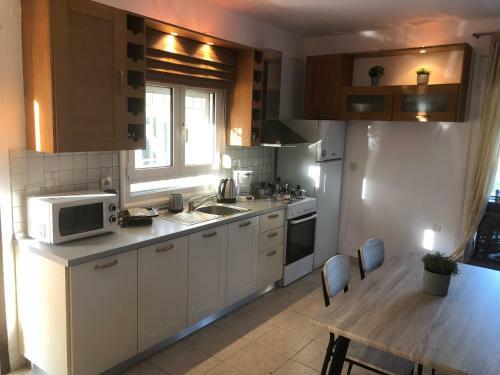 Anna House Palouri