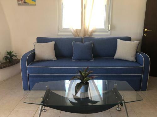 Anna House Palouri