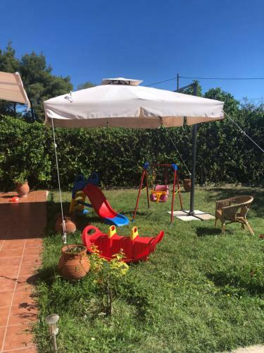 Anna House Palouri