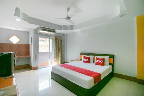 Hotel Oyo 75387 4 Men Court