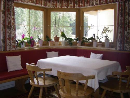 Hostal Haus L�rchenbrunn