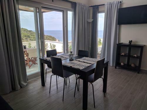 Above The Sea Apartments