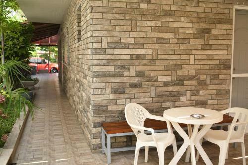 Hostal Villa Fallias
