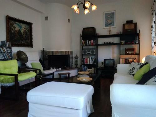 Sotiros Sunset House