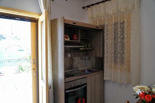 Agnanti House