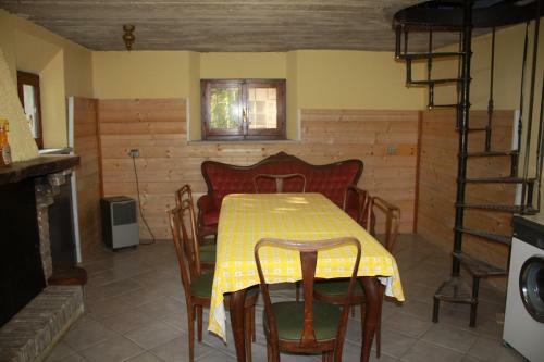 Apartamento Appartamento Con Cortile