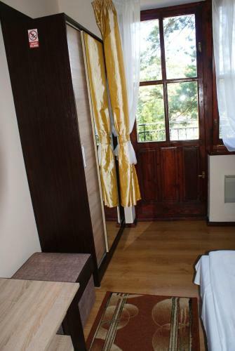 Bed & Breakfast Pensjonat Pod Lwem