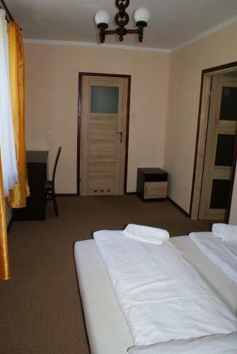 Bed & Breakfast Pensjonat Pod Lwem