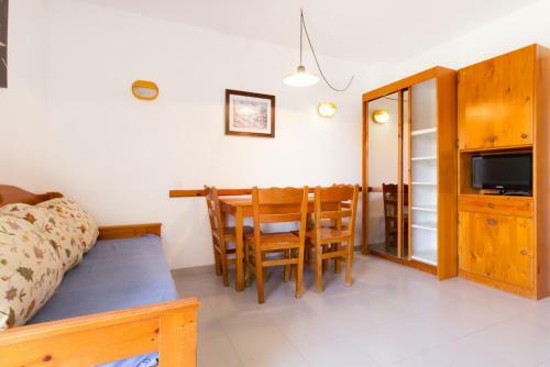 Apartamento Sistach Rentals Argonavis 204