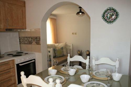 Vasilis House