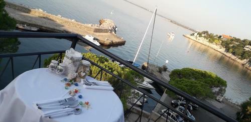 Villa Mira Bed And Breakfast