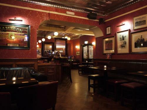 Hearns Hotel