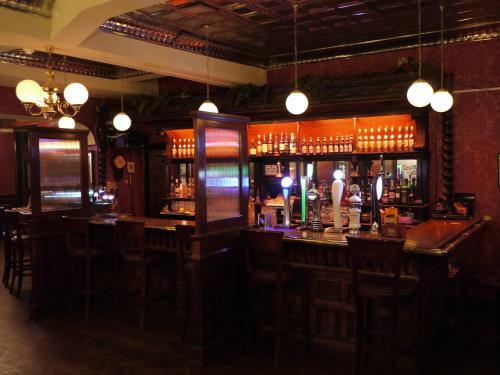 Hearns Hotel
