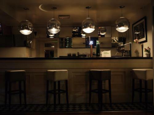 Hearns Hotel