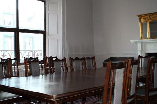 Hearns Hotel