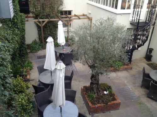 Raheen House Hotel