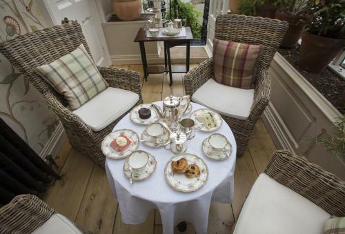 Raheen House Hotel