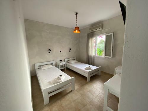 Hotel Budget Rooms