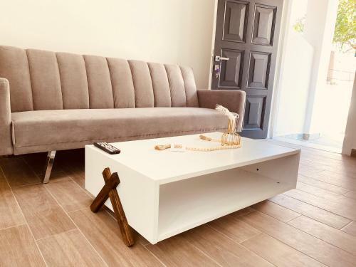 Apartamento Louvros Luxury Suittes
