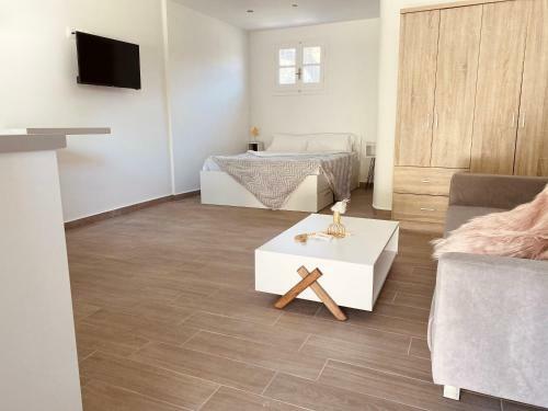 Apartamento Louvros Luxury Suittes