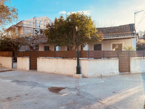 Apartamento Louvros Luxury Suittes
