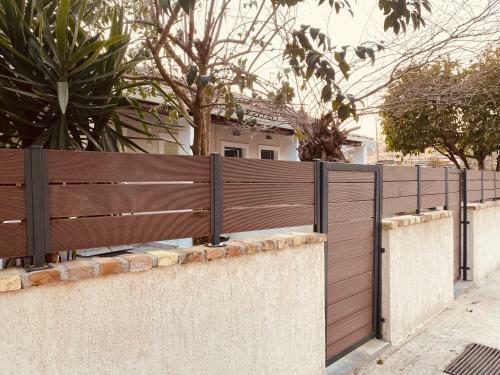 Apartamento Louvros Luxury Suittes
