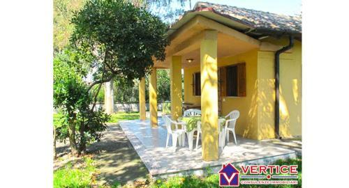 Gregory - Villa A 300 Mt Dal Mare