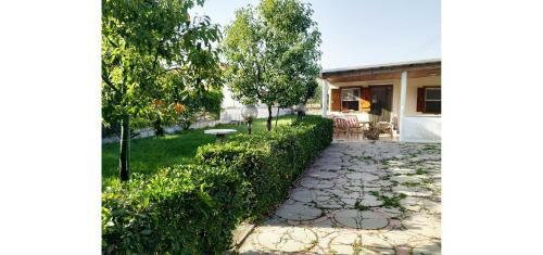 Melly - Villa Indipendente A 300 M Dal Mare