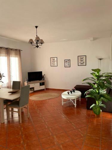 La Casa De Villena