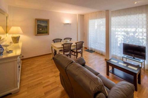 Apartamento �tico Con Gran Terraza En El Coraz�n De Girona