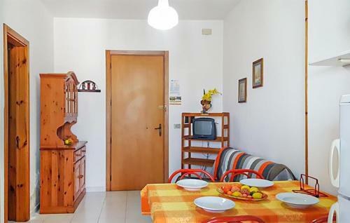 Amazing Apartment In Gallipoli With 1 Bedrooms