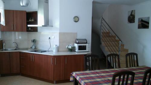 Lodge Barwy Lata