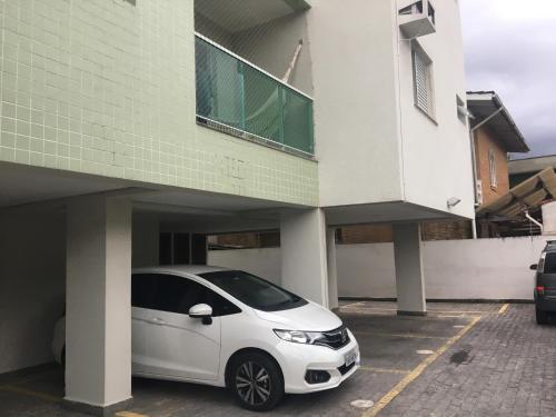 Apartamento Apto 2 Qts C Garagem E Piscina No Centro
