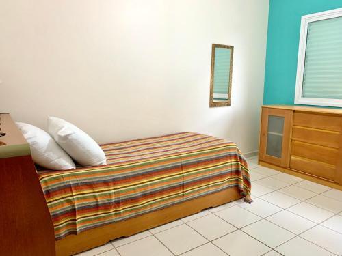 Apartamento Apto 2 Qts C Garagem E Piscina No Centro