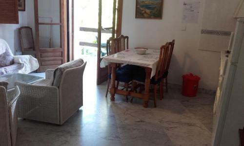 Apartamento Casa-b- Peque�o Conjunto Adosados
