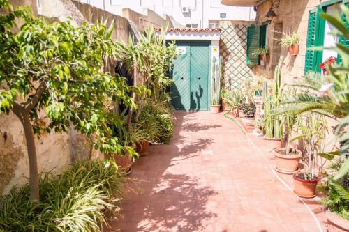 Hostal Siculandia Residence