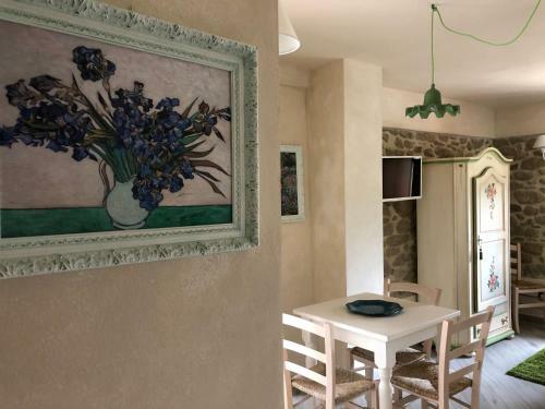 Iris Country House