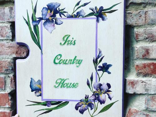 Iris Country House