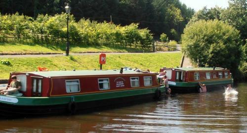 Hostal Riversdale Farm Guest House And Leisure Centre
