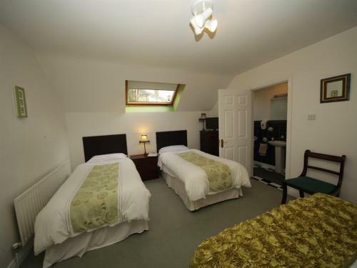 Bed & Breakfast Launard House