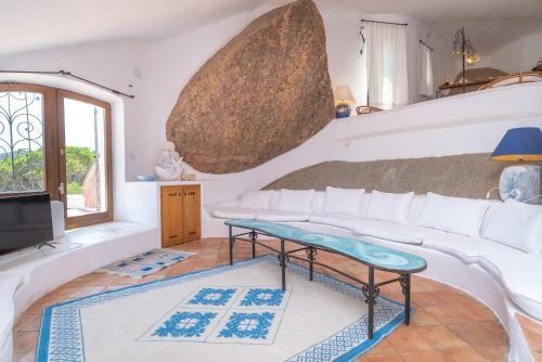 Villa Scorpion House