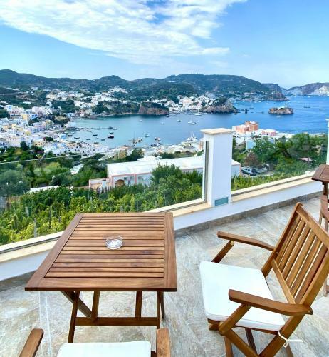 Domus ? Ponza Seaview