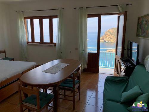Apartamento Magi - Il Tramonto Su Palmarola