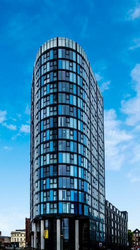 Exquisite 2-bedroom Apartment - City Centre